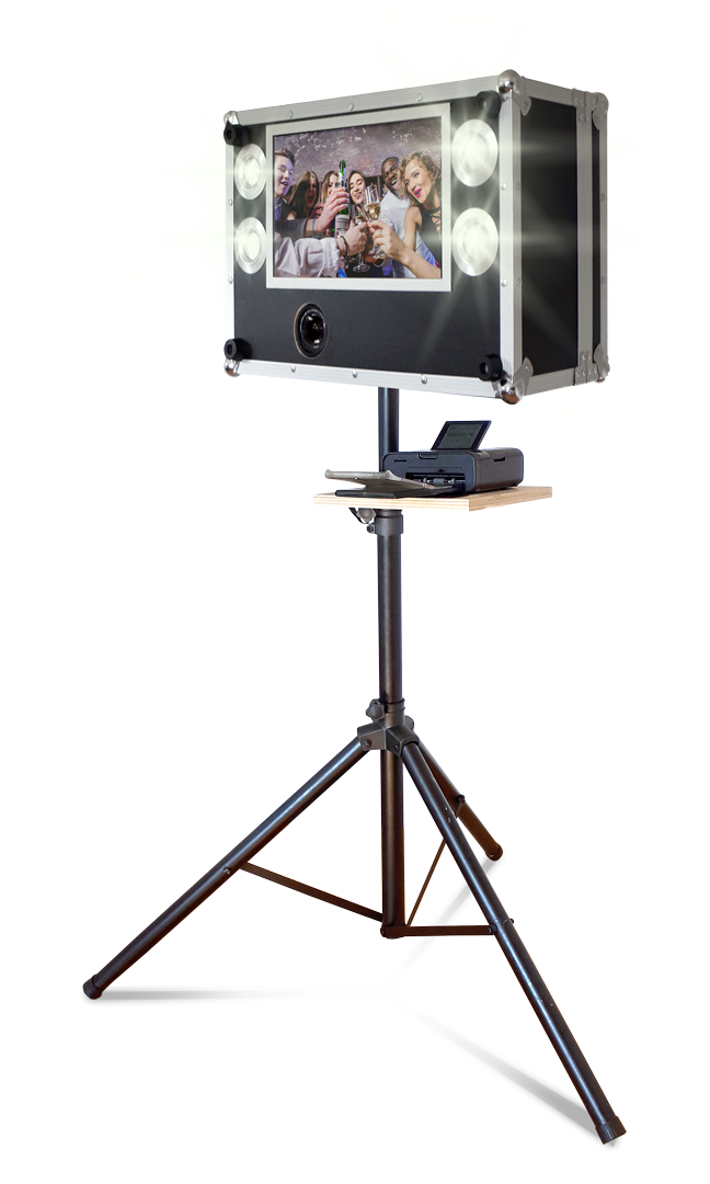 Fotobox mit Spiegelreflexkamera, Drucker und Stativ